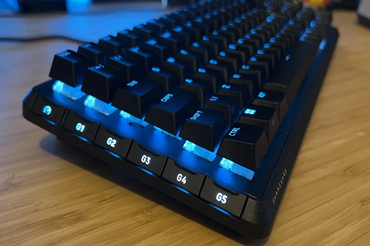 کیبورد گیمینگ Corsair Vanguard Pro 96